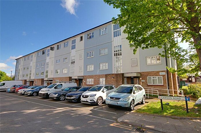 1 Bedroom Flat For Sale In Lawson Road, Enfield, EN3