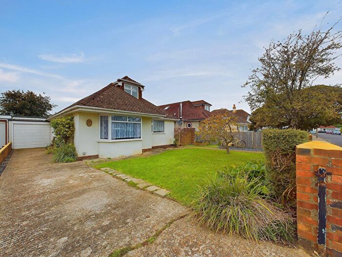 4 Bedroom Detached House To Rent In Elm Park, Ferring, BN12