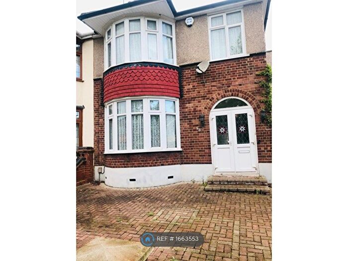 4 Bedroom Semi-Detached House To Rent In Clare Gardens, Barking, IG11