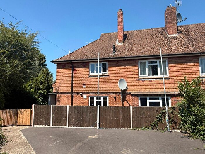 2 Bedroom Flat For Sale In Eastlands Road, Tunbridge Wells, Kent, TN4