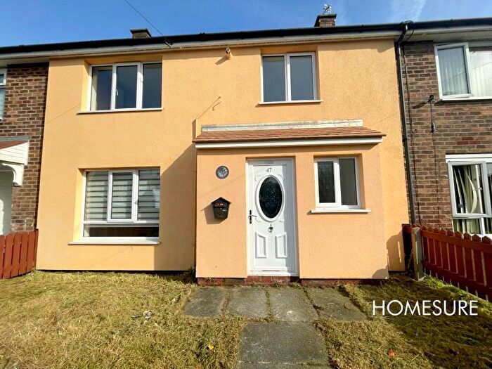 3 Bedroom Terraced House To Rent In Altfinch Close, L14