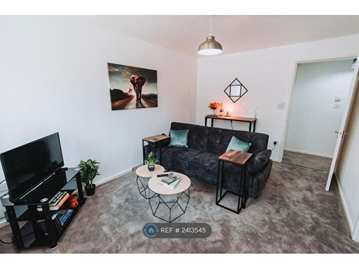 2 Bedroom Bungalow To Rent In Metcalfe Street, Burnley, BB12