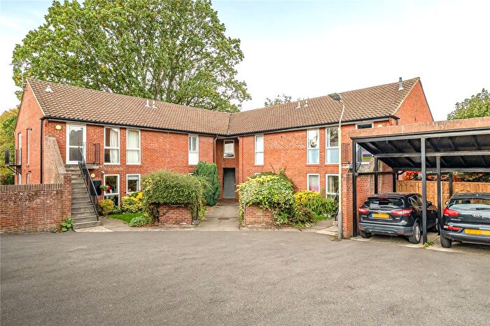 2 Bedroom Maisonette For Sale In Sandringham Court, King Arthur Close, Cheltenham, GL53