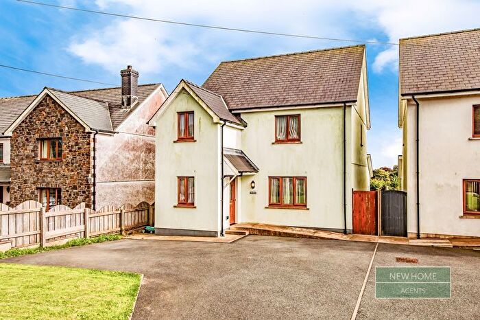 4 Bedroom Detached House For Sale In Croeslan, Panteg Cross, Llandysul, Ceredigion, SA44
