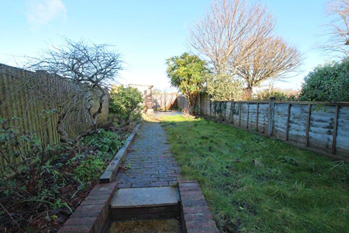 2 Bedroom Cottage To Rent In Langstone High Street Havant Unfurnished, PO9