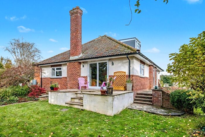 4 Bedroom Detached House For Sale In Bath Road, Wells, BA5