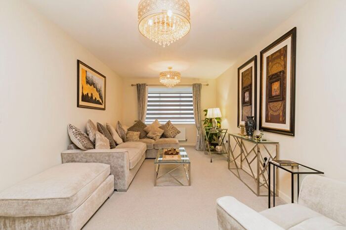 4 Bedroom Detached House For Sale In Meadowbrook Rise, Grimshaw Park, Blackburn, Lancashire, BB2