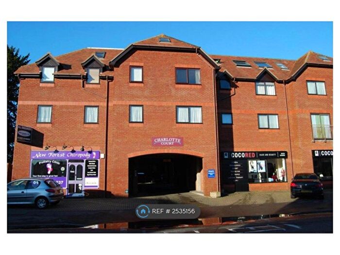 4 Bedroom Flat To Rent In Charlotte Court, New Milton, BH25
