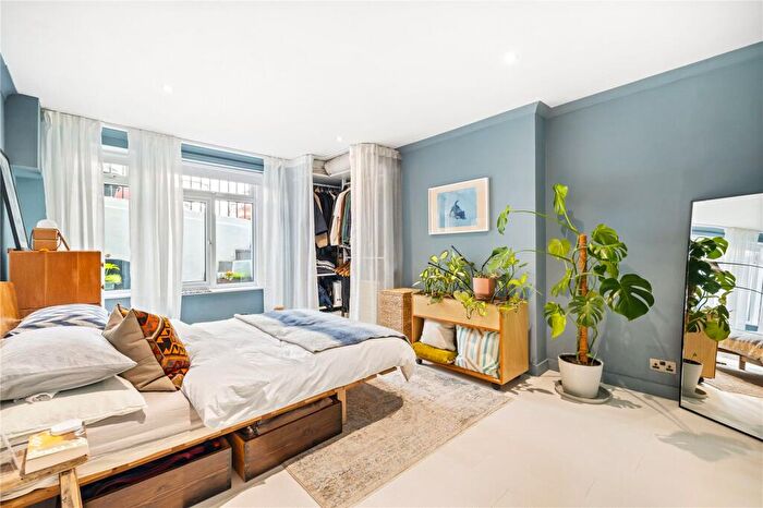 1 Bedroom Apartment For Sale In Hamilton Road, Brighton, East Sussex, BN1