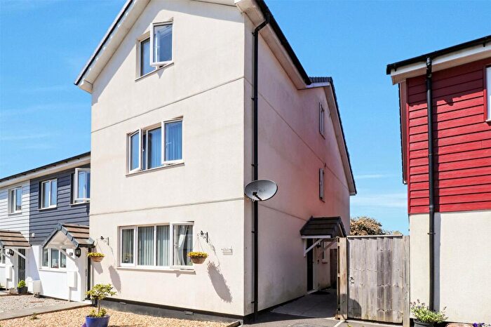 3 Bedroom End Of Terrace House For Sale In Pridham Place, Bideford, Devon, EX39