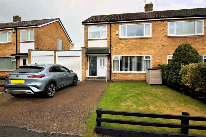 3 Bedroom Semi-Detached House For Sale In Marius Avenue, Heddon-on-the-Wall, NE15