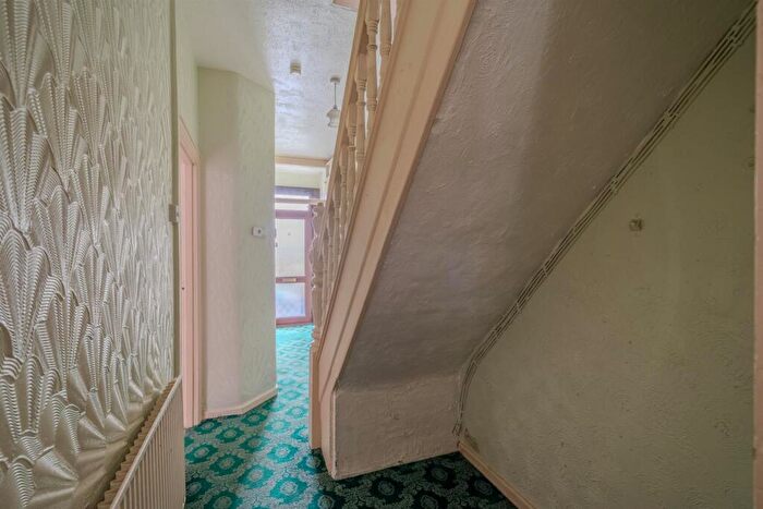 3 Bedroom Terraced House For Sale In Bushy Park, Wainfelin, Pontypool, NP4