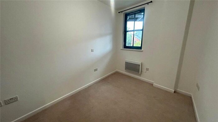 2 Bedroom Apartment To Rent In Lansdowne Road, Leicester, LE2