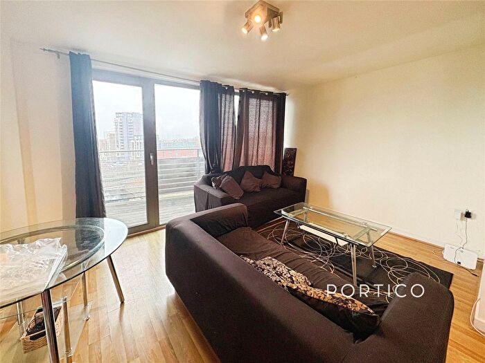 2 Bedroom Flat To Rent In High Street, London, E15