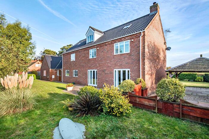 6 Bedroom Detached House For Sale In Church Lane, Beetley, Dereham, NR20