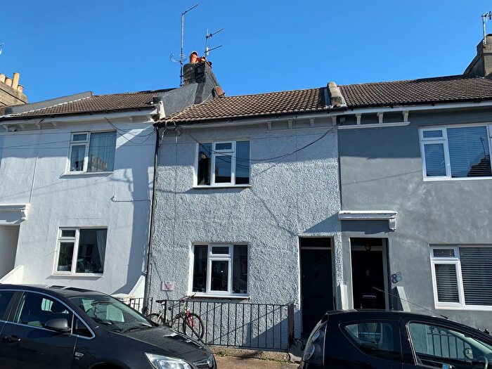 1 Bedroom Flat For Sale In Edinburgh Road, Brighton, BN2