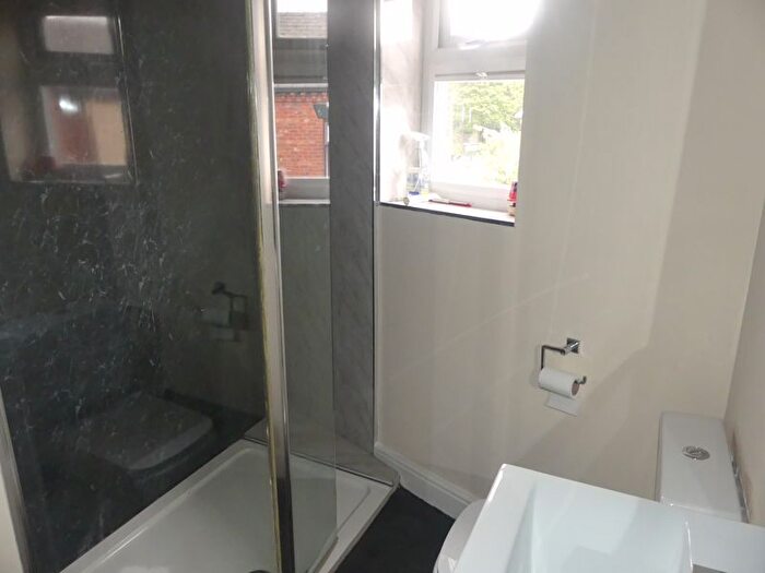 1 Bedroom Terraced House To Rent In Henthorn Street, Oldham, OL2