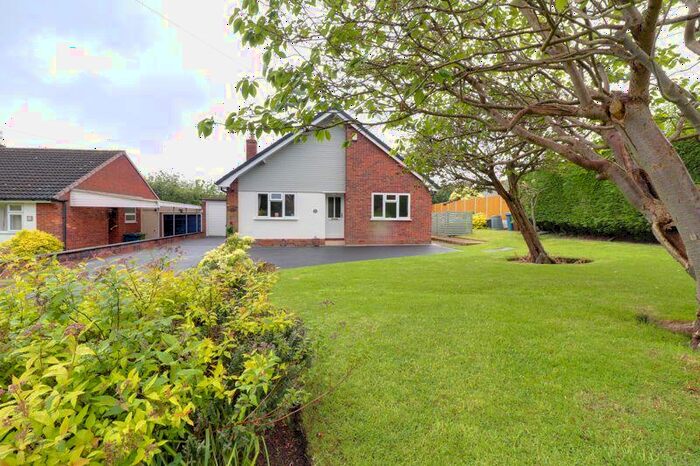 3 Bedroom Detached Bungalow For Sale In St. Marys Close, Bradley, Stafford, ST18
