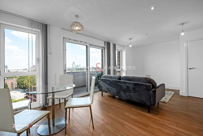 1 Bedroom Flat For Sale In Ivy Point, Bromley-By-Bow, E3