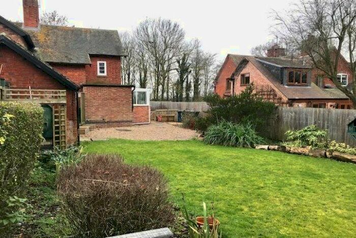 2 Bedroom Cottage To Rent In Old Melton Road Widmerpool, Nottingham, NG12