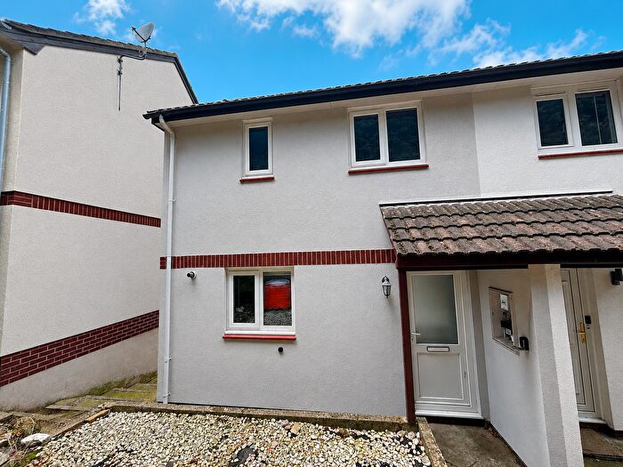 2 Bedroom Property To Rent In Rosehill Close, Torquay, TQ1