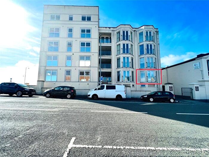 2 Bedroom Flat For Sale In West End Parade, Pwllheli, Gwynedd, LL53
