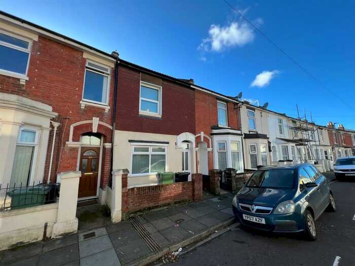 4 Bedroom House To Rent In Hudson Road, Southsea, PO5