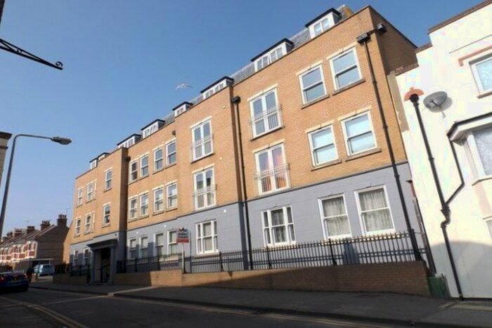 2 Bedroom Flat To Rent In - George Street, Ramsgate, CT11