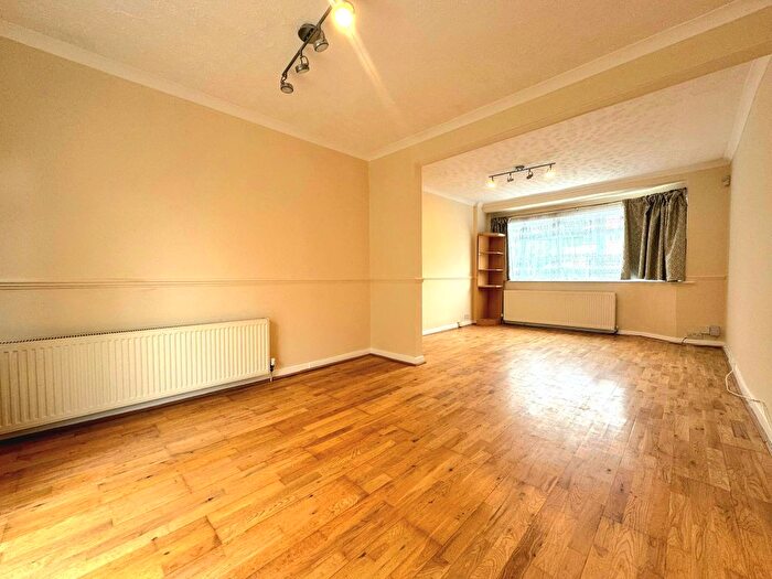 4 Bedroom Terraced House To Rent In Long Elmes, Harrow, HA3
