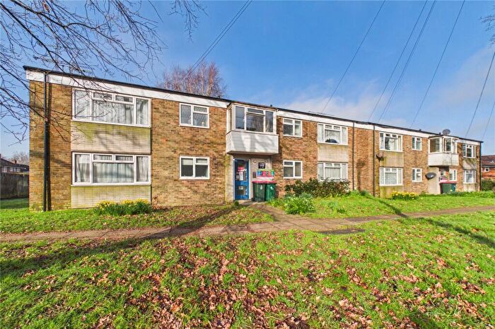 1 Bedroom Apartment For Sale In Green Lane, Crawley, West Sussex, RH10