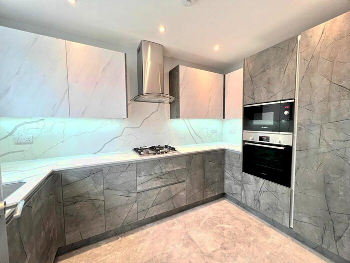3 Bedroom Detached House To Rent In Martindale Road, Hounslow, TW4
