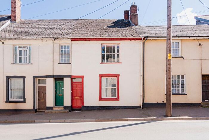 3 Bedroom Terraced House For Sale In High Street, Crediton, EX17