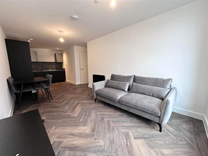 2 Bedroom Apartment To Rent In Gunsmith House, Price Street, Birmingham, B4