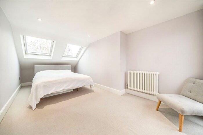 5 Bedroom Terraced House For Sale In Brudenell Road, London, SW17