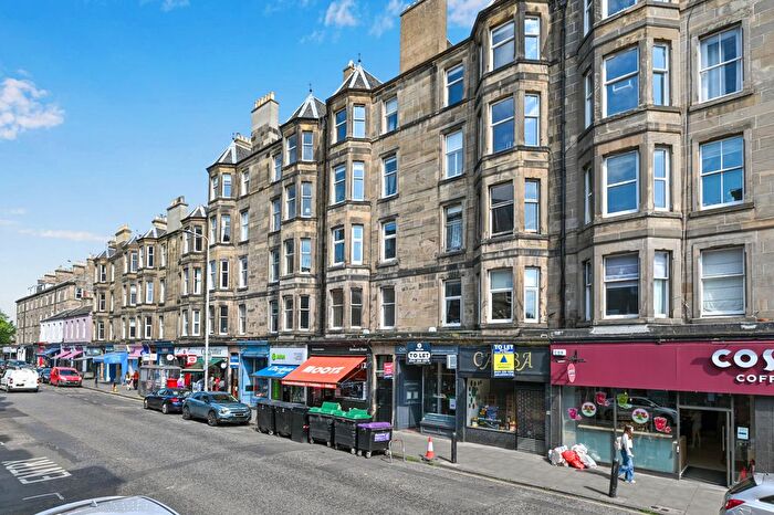 2 Bedroom Flat For Sale In / Raeburn Place, Edinburgh, EH4