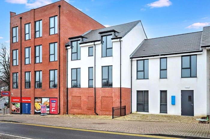 1 Bedroom Apartment To Rent In Kingsthorpe Grove, Kingsthorpe, NN2