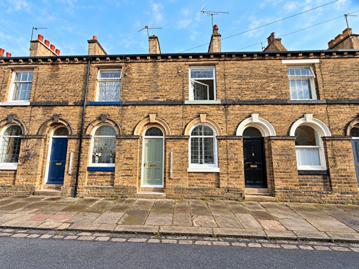 2 Bedroom Terraced House To Rent In Dove Street, Saltaire, Shipley, BD18
