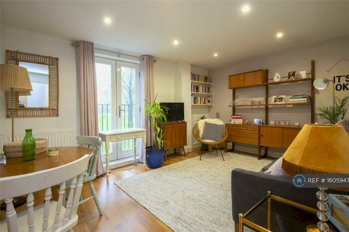 1 Bedroom Flat To Rent In Cadogan Terrace, London, E9