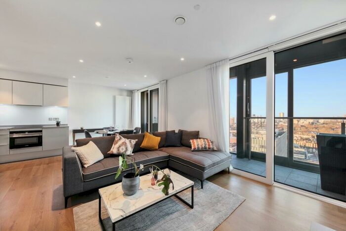 2 Bedroom Apartment To Rent In Raglan House, SE17