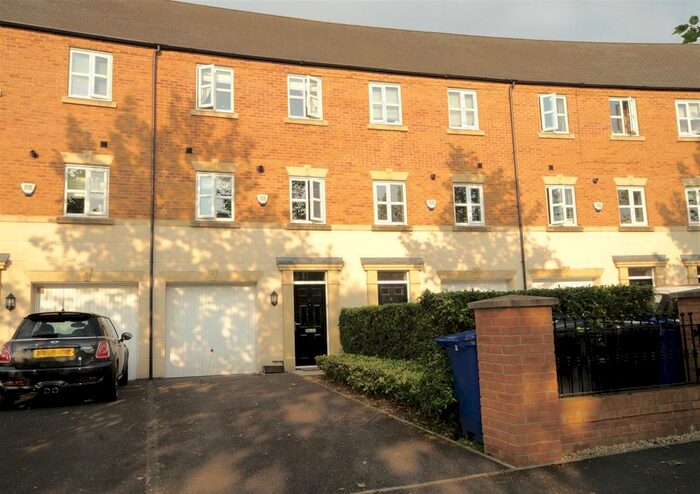 3 Bedroom Town House To Rent In Powder Mill Road, Latchford, Warrington, WA4