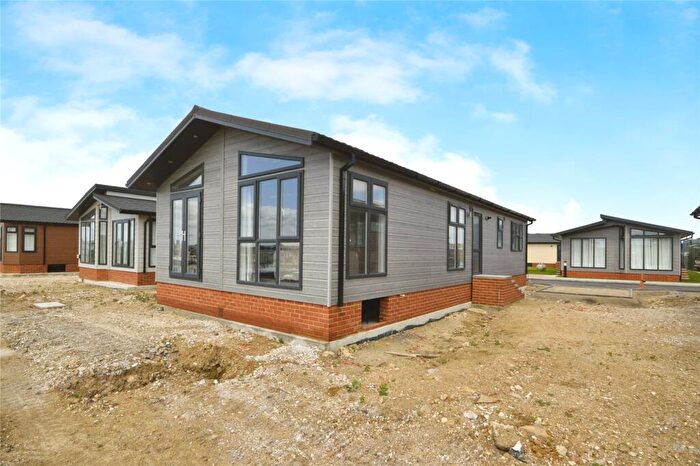 2 Bedroom Park Home For Sale In Shore Drive, Hoo, Rochester, Kent, ME3