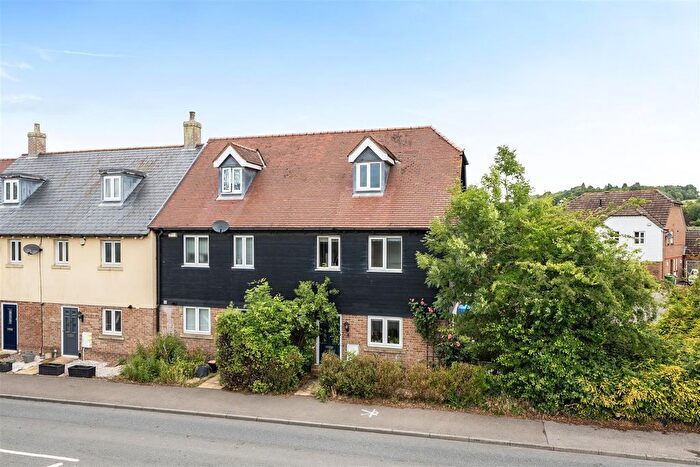 3 Bedroom End Terrace House For Sale In Ashford Road, Harrietsham, ME17