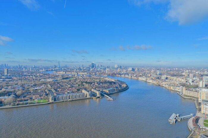 Studio To Rent In Landmark Pinnacle, Canary Wharf, London, E14