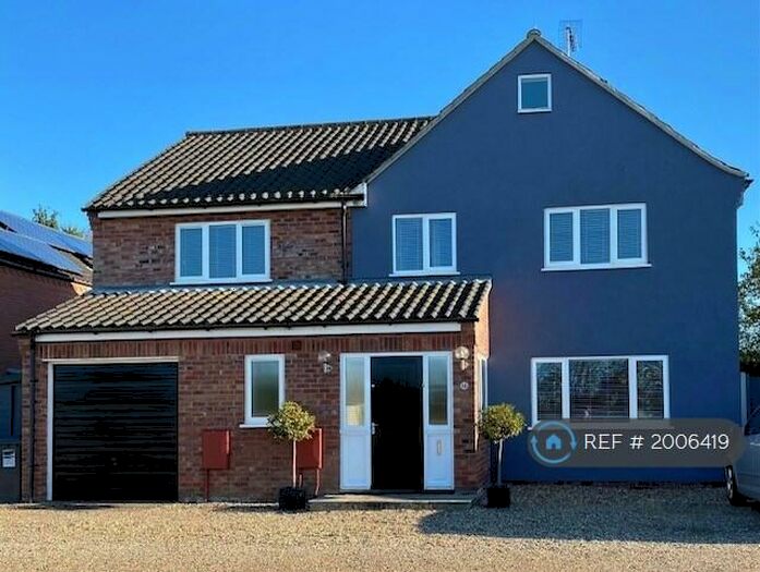 4 Bedroom Detached House To Rent In Mill Street, Holt, NR25