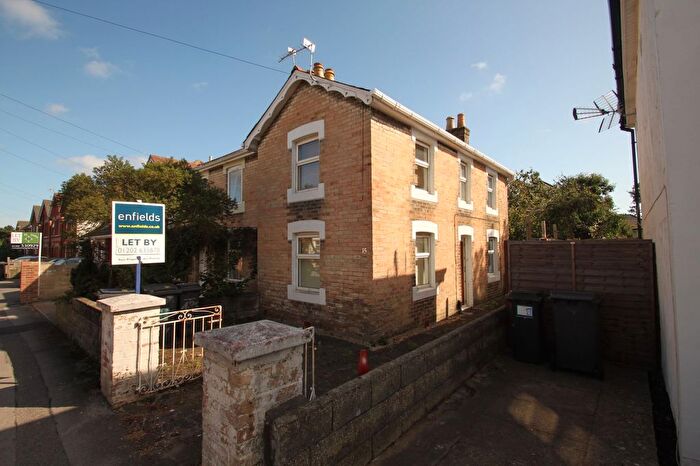 3 Bedroom Property To Rent In Pine Road, Bournemouth, BH9