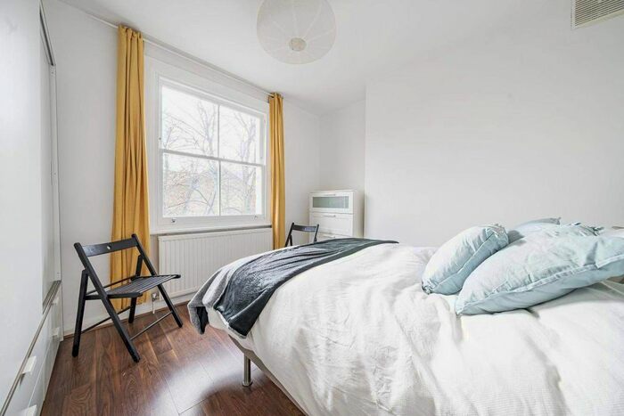 1 Bedroom Flat For Sale In Batoum Gardens, London, W6