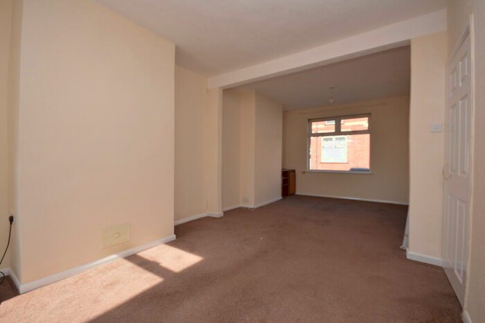 3 Bedroom House To Rent In Havelock Street, Kettering, NN16