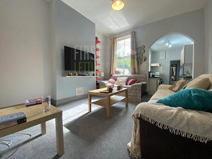 3 Bedroom Terraced House To Rent In Clarendon Park Road, Clarendon Park, LE2