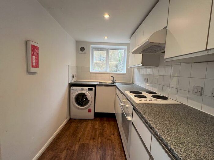5 Bedroom Terraced House To Rent In Campbell Road, Brighton, BN1