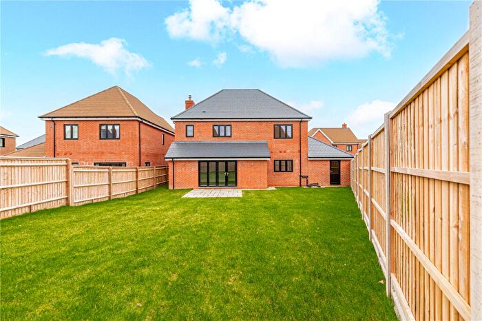 4 Bedroom Detached House For Sale In Lilly Wood Lane, Ashford Hill, Thatcham, Hampshire, RG19